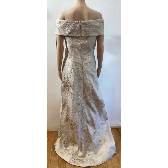 TERI JON BY RICKIE FREEMAN OFF THE SHOULDER GOWN - Picture 5 of 9